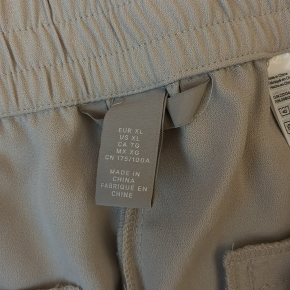 H&M Pants - Picture 4 of 4